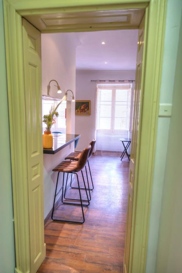 Chic 2bedroom Near Ferries Cesi1-1 *