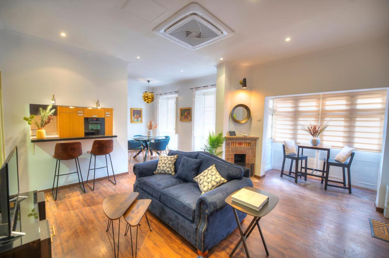 Апартаменты Chic 2bedroom Near Ferries Cesi1-1